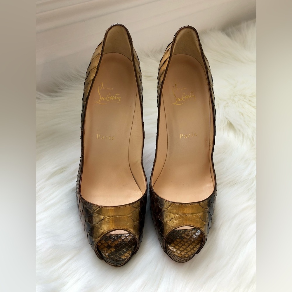 Christian Louboutin  Metallic Gold Python Lady Peep Toe Platform Pump Size 38.5